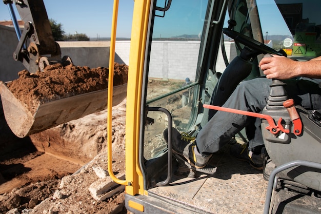 Tipuri de săpături în construcții și utilajele necesare